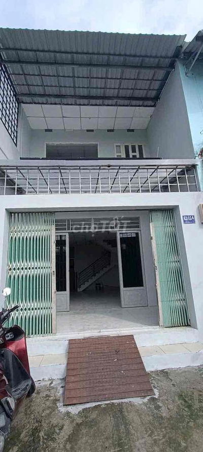 Nhà 1 trệt 1 lầu 3pn 3wc Đường xe hơi