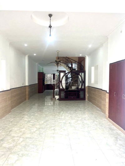 Cho thuê nhà mặt tiền 5m x 20m, 4PN KDC Nam Long, Phước Long B, Quận 9