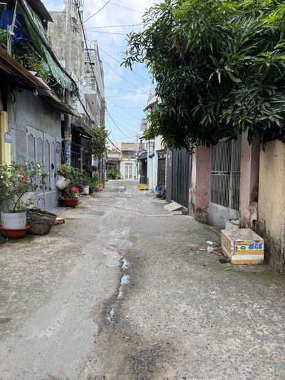 Nhà hxh huỳnh thị hai gần ubnd phường TCH dt 4x15 trệt gác lửng