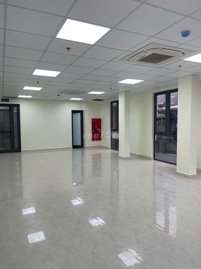🏢 Cho thuê văn phòng Trung Kính | 110m² – 20tr