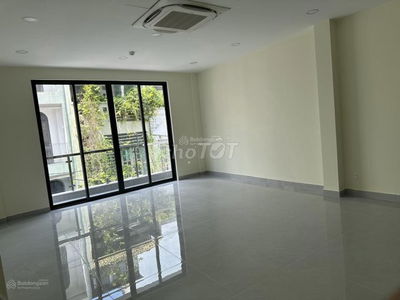 Cho thuê LK cuối đường Trịnh Văn Bô, Xuân Phương 100m2, 4T,oto đỗ