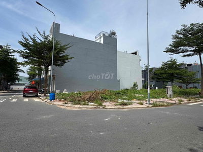 Cặp góc 151m2 Kdc Lộc Phát. Mặt tiền đg 22/12. Thuận Giao HCM