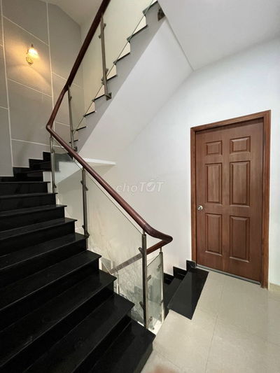 💥💯Nhà đẹp ở liền MT Cư Xá D- 4x17m 4 tầng SÁT MT BÌNH PHÚ,GẦN CHỢ HTQ