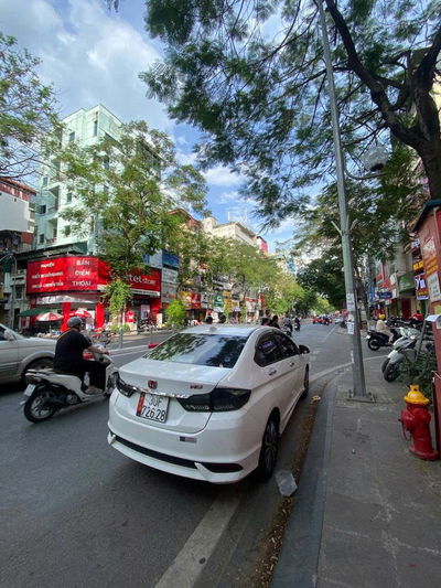BÁN NHÀ THÁI HÀ PHÂN LÔ, Ô TÔ, KINH DOANH ĐỈNH 50M 5 TẦNG MẶT TIỀN