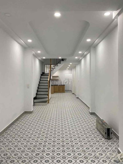 NHÀ NGUYÊN CĂN TRỆT LẦU - 3 PN & 3 WC - VỪA Ở & VỪA KINH DOANH