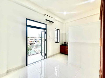 Phòng Cửa Sổ Thoáng 30M2 Ngay Vincom Phan Văn Trị - Dương Quảng Hàm