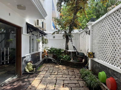 Bán nhà dt 110m2 đường số 5, Làng Báo Chí, Thảo Điền giá 26 tỷ.