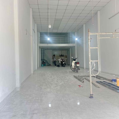 Nhà mặt tiền 5x23 sạch đẹp