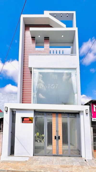 NHÀ 3 TẦNG MTKD ĐẶNG THUỲ TRÂM ( HẺM 33 LÊ THỊ RIÊNG ) BMT - 4 TỶ 950