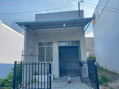 Cần Bán Gấp Nhà Cấp 4 Full Thổ Cư 4x15 (60m2) Giá 320Tr Hóc Môn