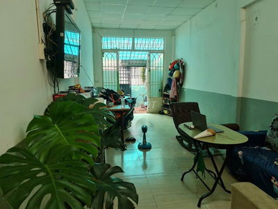 Siêu rẻ Bùi Đình Tuý P24