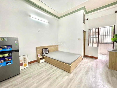 CHO THUÊ 2 PHÒNG NGỦ CUỐI THÁNG 9 TRỐNG FULL NỘI THẤT CÓ 2 MÁY LẠNH