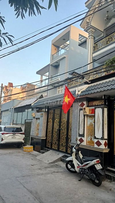 Nhà 3 tầng hẻm 7 m 1/ H. Tấn Phát TT Nhà bè. 178 m2 thổ cư, hơn 7 tỷ.