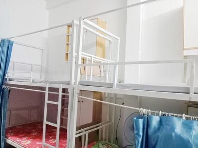 KTX Nam Q10 rẻ đẹp full NT máy lạnh, máy giặt, bếp, xe free, giờ tự do