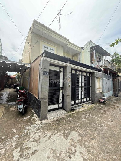 QUẬN 12. VỊ TRÍ VÍP 1/ TRƯƠNG THỊ HOA . 6M x12M ĐÚC LẦU HẺM XE HƠI