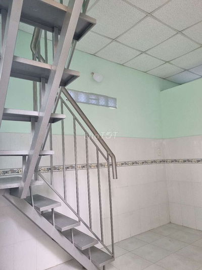 Nhà cấp 4 nguyên căn
