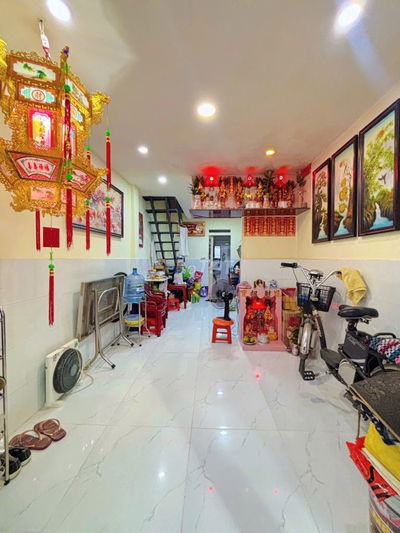 Bán nhà giáp Tên Lửa, 24m2, nhỉnh 2 tỷ