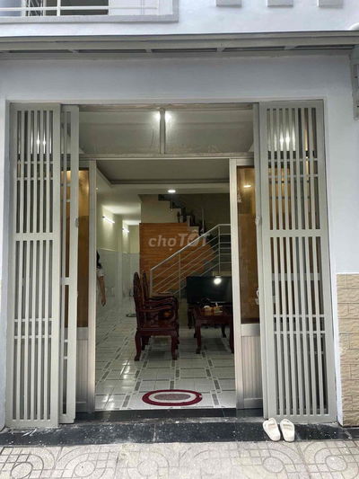 CHO THUÊ NHÀ HẺM 3 GÁC, 2 XET, THÀNH THÁI Q.10