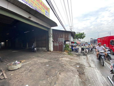 cho thuê nhà xưởng mặt tiền 8x65