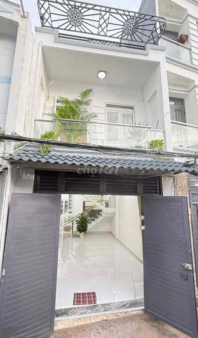 NHÀ MỚI 2 TẦNG HUỲNH THỊ HAI Q.12- HẺM XE HƠI THÔNG GIÁ 4TY180