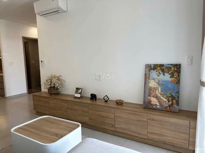 còn căn 1 pn cuối cùng giá 5tr5 bao phí quản lý hết năm