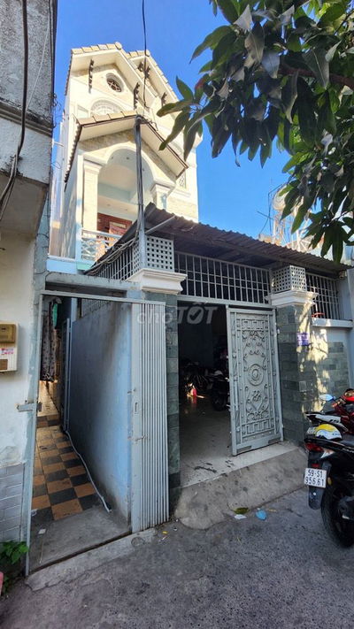 Bán nhà 3 tầng - HXH - 5Mx16M - Lâm Văn Bền, Tân Kiểng, Quận 7