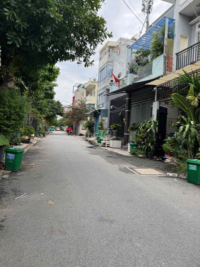 Bán lô đất 198m2 8,7x21 đường gò cát, p phú hữu, Q9 Đường 7m 5,2 tỷ