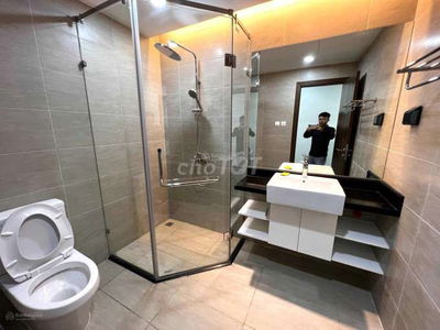 Chính chủ cho thuê căn hộ cao cấp 3 phòng ngủ 120 m2