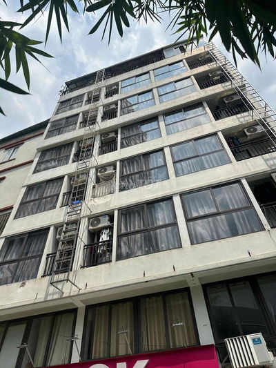 phòng thuê 4tr6 mễ trì thượng, viêw cao ban công thoáng.