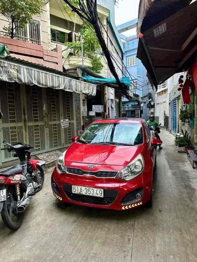 HẺM XE HƠI - TRUNG TÂM PHÚ NHUẬN- KINH DOANH