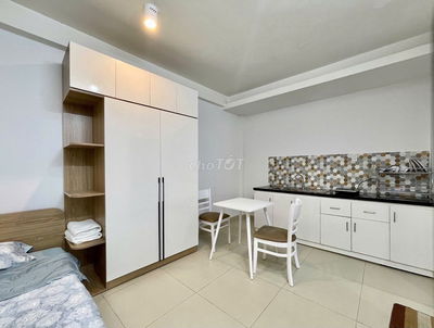 Cho thuê căn hộ Studio view sân vườn Võ Thị Sáu Tân Định Quận 1