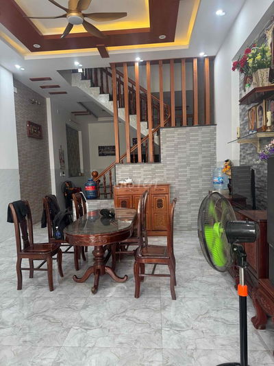 khu dan cu yen tinh. sat nha thờ