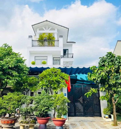 BIỆT THỰ VIP 3 TẦNG, MẶT TIỀN - KDC KHANG ĐIỀN, QUẬN 9