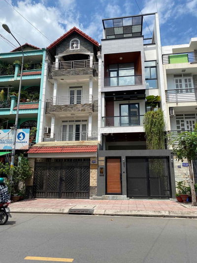 CHO THUÊ NHÀ MẶT TIỀN (25triệu) Đường 30m - Đặng Thùy Trâm. BT. P13.