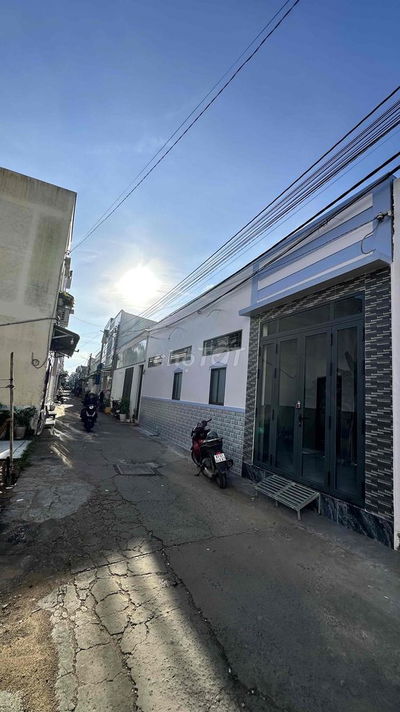 🏠 BÁN NHÀ TRỤC CHÍNH KDC TỔ 1 – NGUYỄN VĂN LINH 💰 Giá mới: 2 tỷ 100 tr