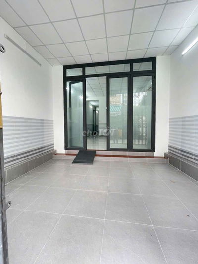Nhà mới 170m2 4 phòng full 4 máy lạnh trục chính hẻm 30/4 chỉ 8tr