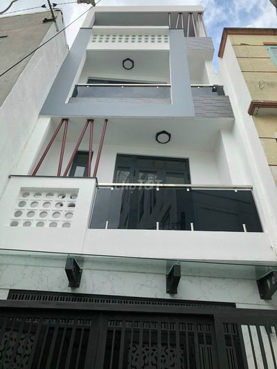 Ngộp. Cần bán nhà HXH. 1 trệt 2 lầu, 4,1x18. 8 tỷ TL