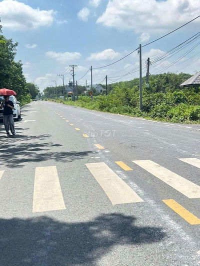 MT DH504 hơn 1000m² có 100m thổ dân đông sát trung tâm 820tr