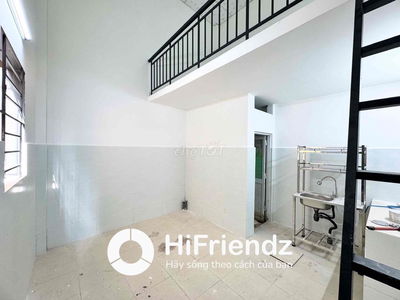 PHÒNG TRỌ GIÁ RẺ , GÁC CAO 2M - CÓ MÁY LẠNH GẦN ĐH CÔNG THƯƠNG
