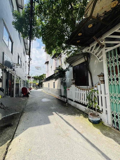 Bán Nhà Hẻm Xe Hơi Thông - Nguyễn Văn Lượng - Ngay Lotte - Giá Rẻ