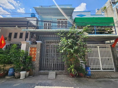 Nhà gần Big C Dĩ An 1 trệt 1 lầu 2PN, hẻm ô tô thông sổ hoàn công 2606