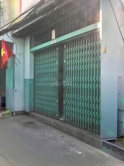Ông Hậu cần xoay vốn bán gấp nhà sát mặt tiền, tương lai ra mặt tiền