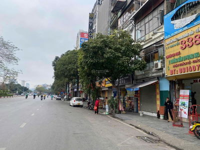 Cần bán gấp nhà riêng cực hiếm tại quận Hai Bà Trưng, 260m2 * mt 10m, giá đầu tư chỉ 100tr/m2, SĐCC