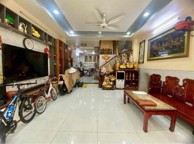 Hẻm xe tải Sát MT Cộng Hoà. Dt 5x11m 4 tầng mới