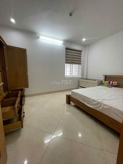 Cho thuê Văn Cao Tây Hồ Ô tô Thang máy Full đồ 70m2 giá 8 Triệu