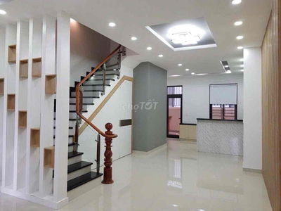 NHÀ PHỐ LAKEVIEW CITY 5*20 1T3L 4PN 5WC GẦN FULL NỘI THẤT GIÁ TỐT 25TR