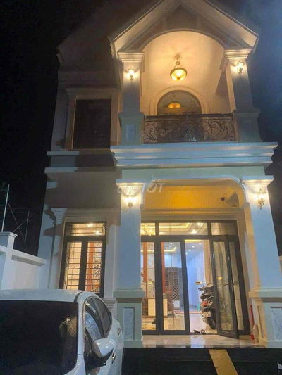 Cần tiền Giảm Giá bán nhà 1 trệt lầu mái thái phường phú lợi TDM Cũ