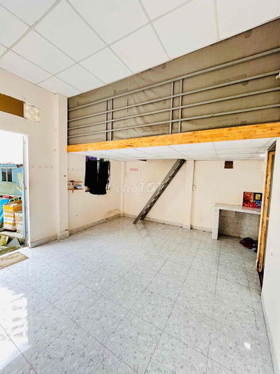 CHO THUÊ NHÀ - 1 TRỆT 1 GÁC GẦN PHAN VĂN TRỊ - BÌNH THẠNH - CÓ LẮP ML