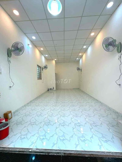 Cho Thuê Nhà Mặt Tiền Kinh Doanh Đường Đoàn Văn Bơ Quận 4