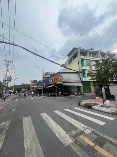 BÁN NHÀ CŨ TIỆN XÂY MỚI-GIÁ YÊU THƯƠNG CHỈ 2tỷ8-NGANG ĐẸP 4m